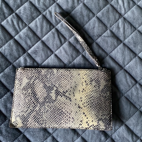 Aimee Kestenberg leather python print wristlet - Picture 3 of 8